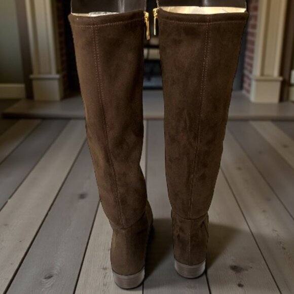MICHAEL Michael Kors Chocolate Brown Suede Boot - Size 11 M - Picture 5 of 6